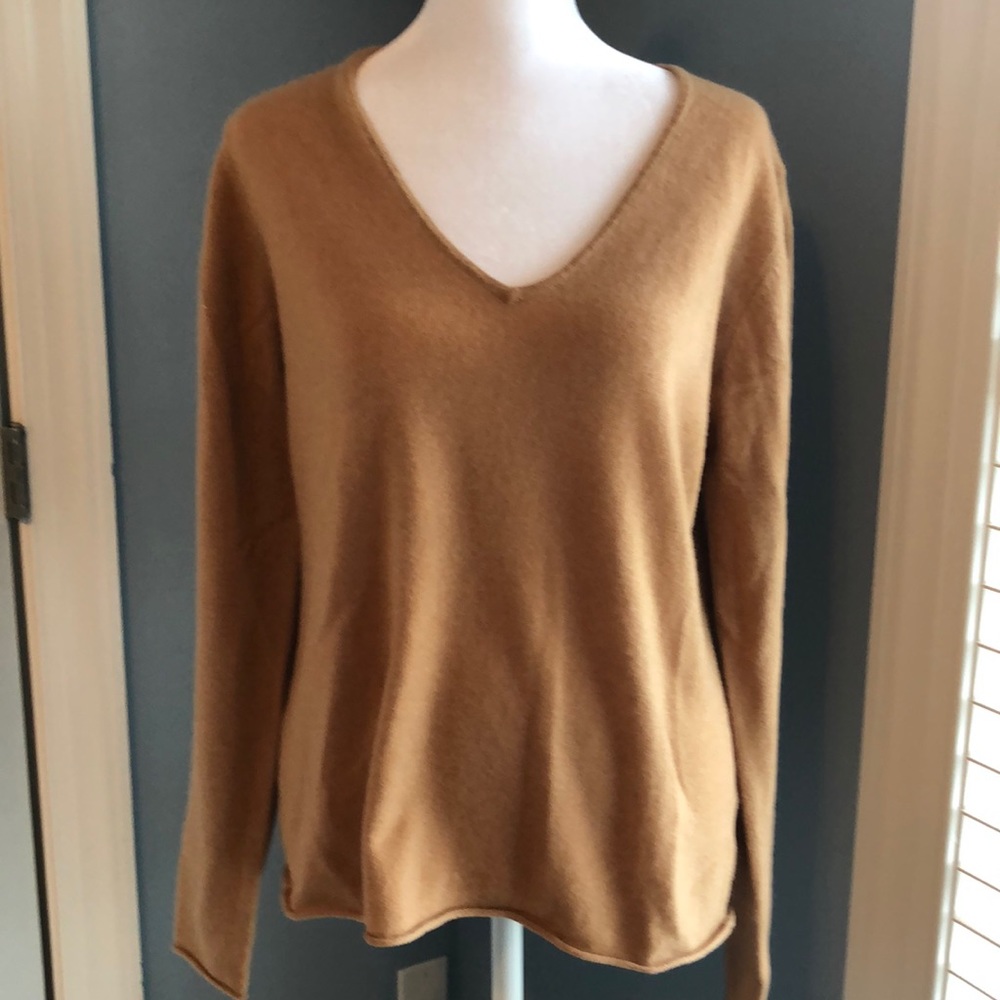 Neiman Marcus 100% Cashmere v-neck sweater.  Camel